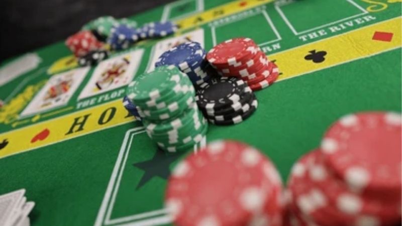 Bí Quyết Đọc Bài Đối Thủ Trong Phỏm Qua Từng Lượt Đánh